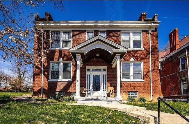 Building Photo - 3025 Gilbert Ave