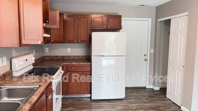 Building Photo - 244 Timber Hill Dr