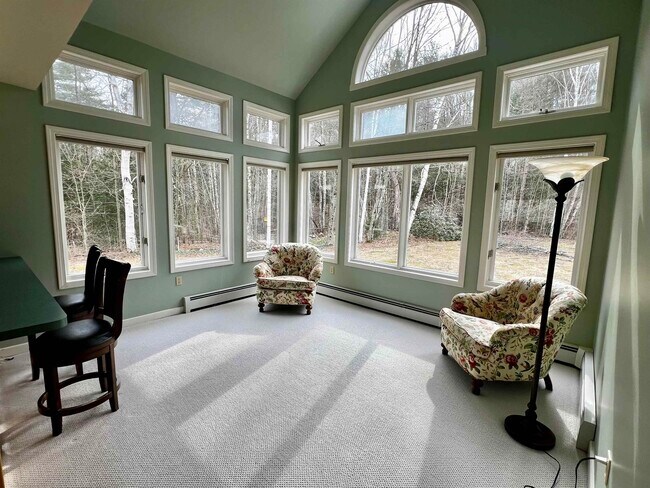 Foto del edificio - 251 Sunrise Pl