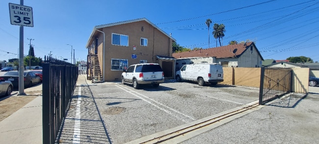 Photo - 6049 Normandie Ave Apartment