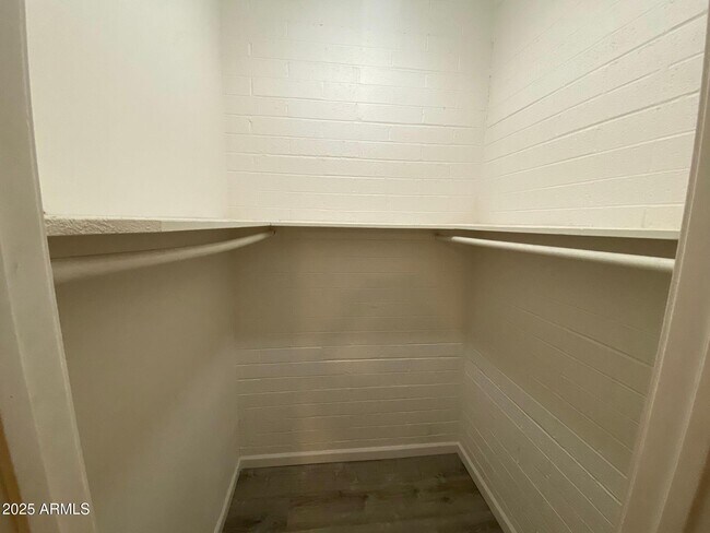 Foto del edificio - 6708 E Monterey Way