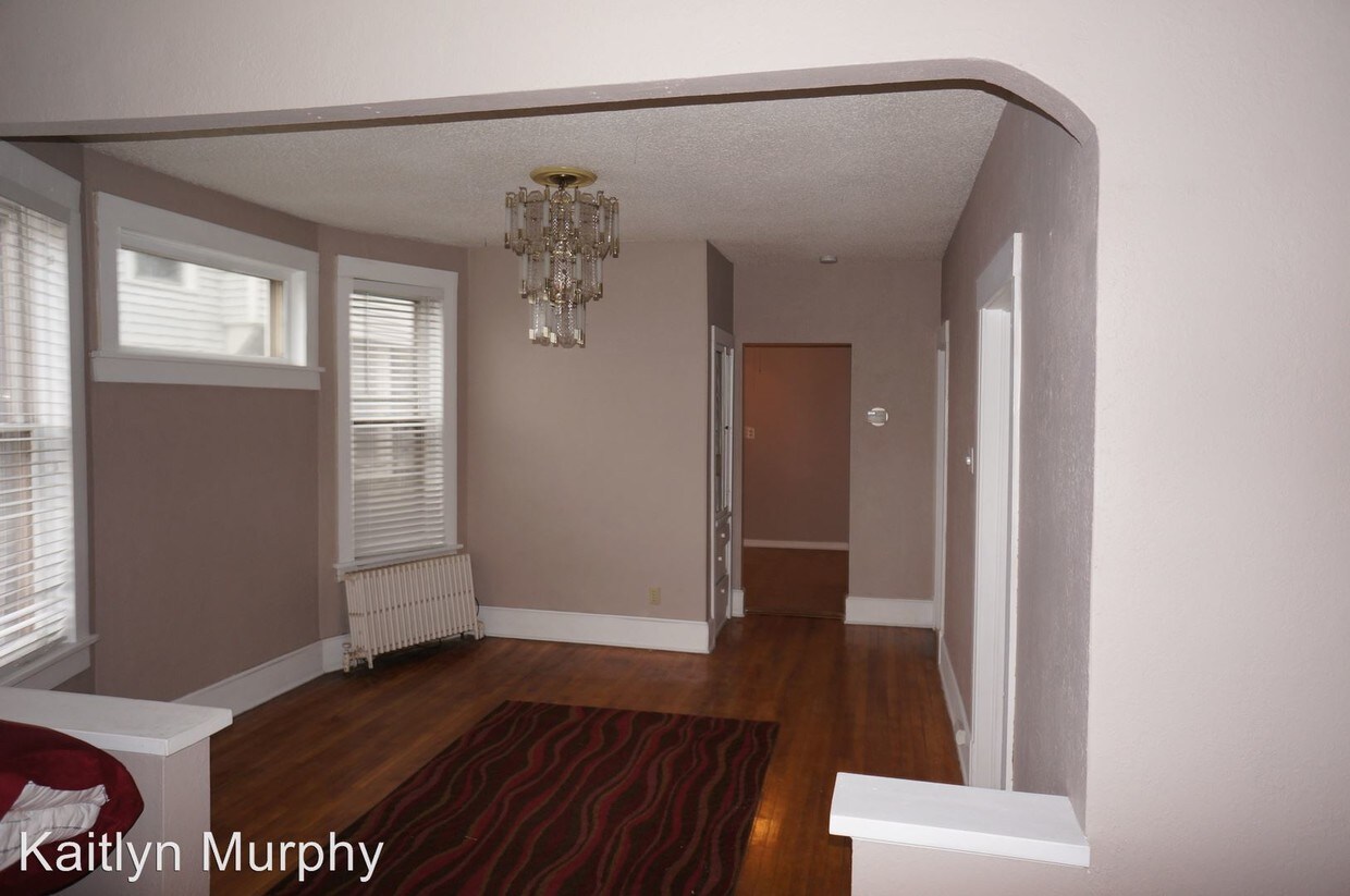 Primary Photo - 208 Piedmont Ave