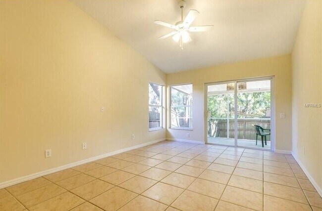 Building Photo - 7413 Savannah Ln