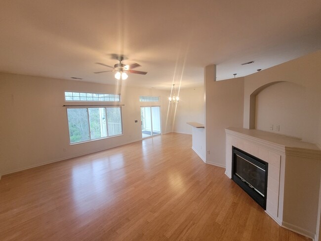 Building Photo - 664 Rivers Breeze Dr