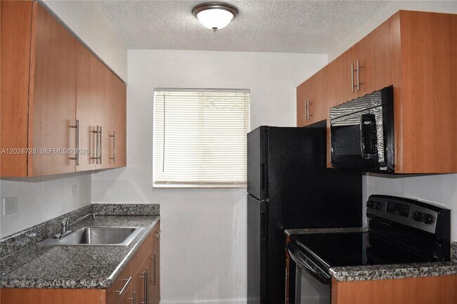 Foto del edificio - 932 Moffett St