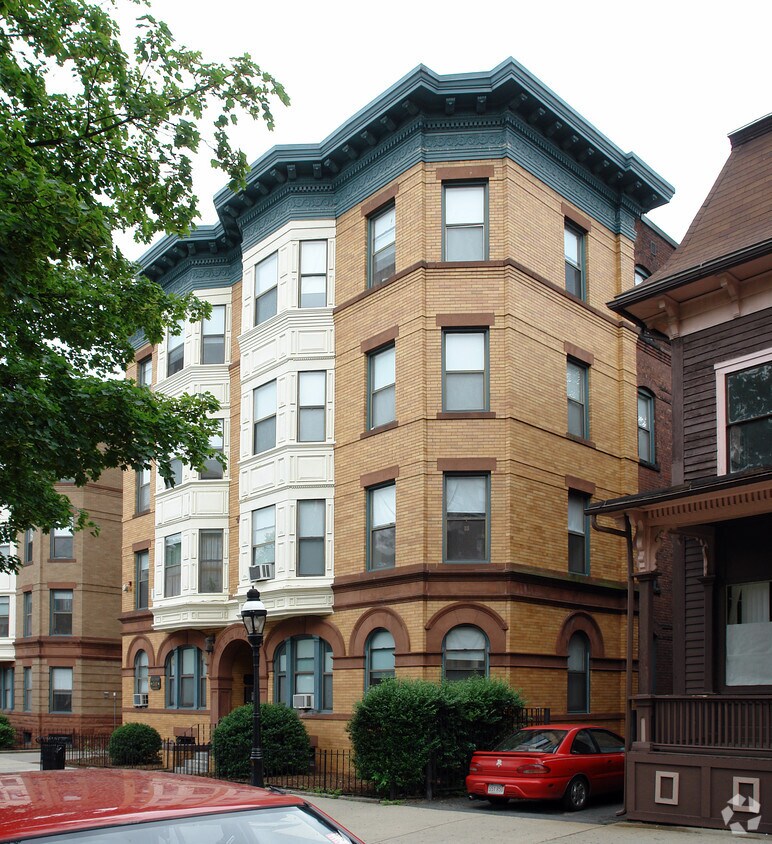 Building Photo - Belvoir