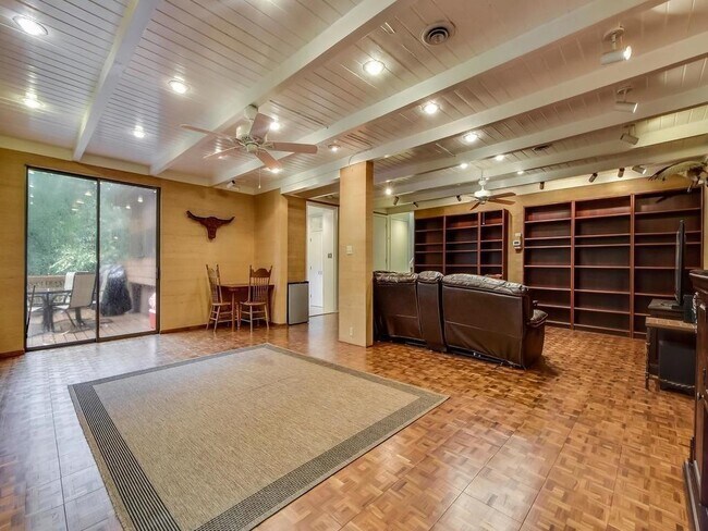 Foto del edificio - 800 Leonard St