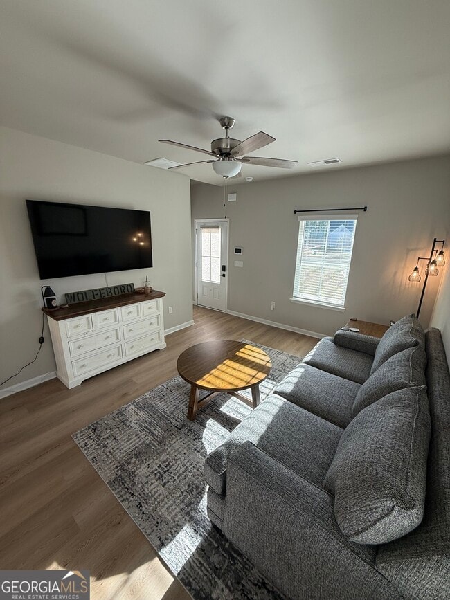 Foto del edificio - 108 Hidden Hls Dr