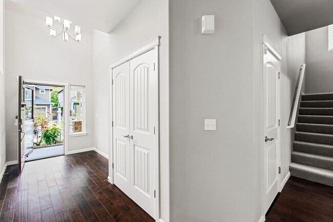 Building Photo - Two-story Home in Freestone at Bayside