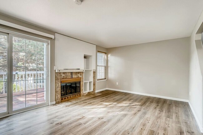 Building Photo - 2250 Sunridge Cir