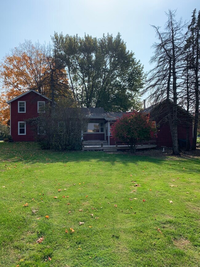 Foto del edificio - 7290 Olde Creek Rd