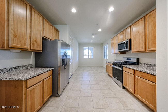 Building Photo - 32088 N 136th Ave