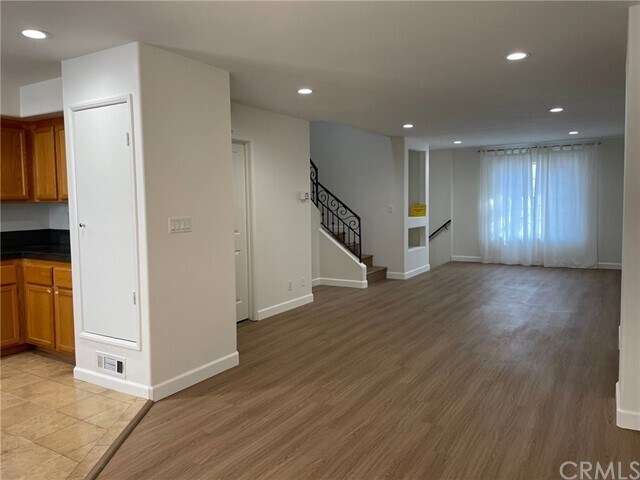 Foto del edificio - 811 Van Ness Ave