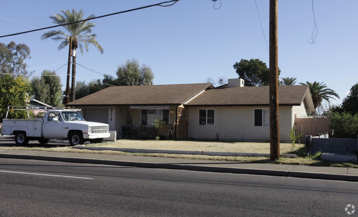 Primary Photo - 7219 N 35th Ave