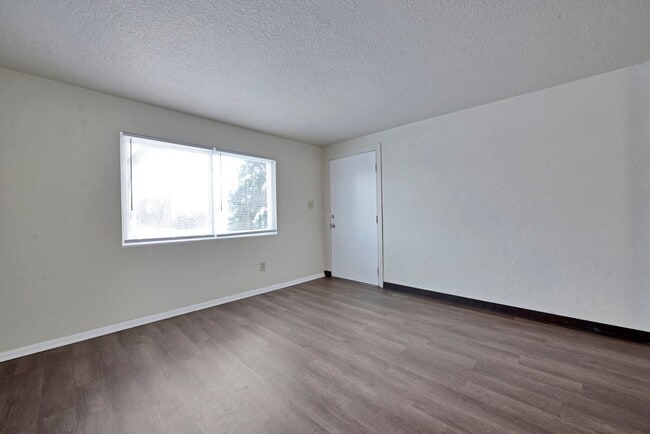 Building Photo - 3011 Markham Rd