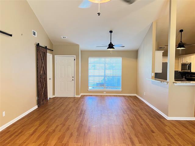 Foto del edificio - 631 Stagecoach Dr