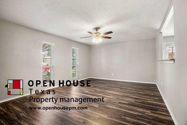 Foto del edificio - 920 Whitehall Dr, Plano