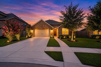 Building Photo - 6723 Widdenbrook Trace
