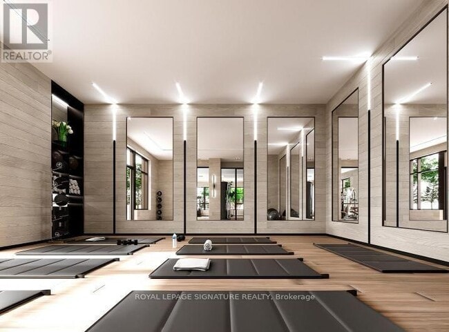 Building Photo - 10 Eva Rd