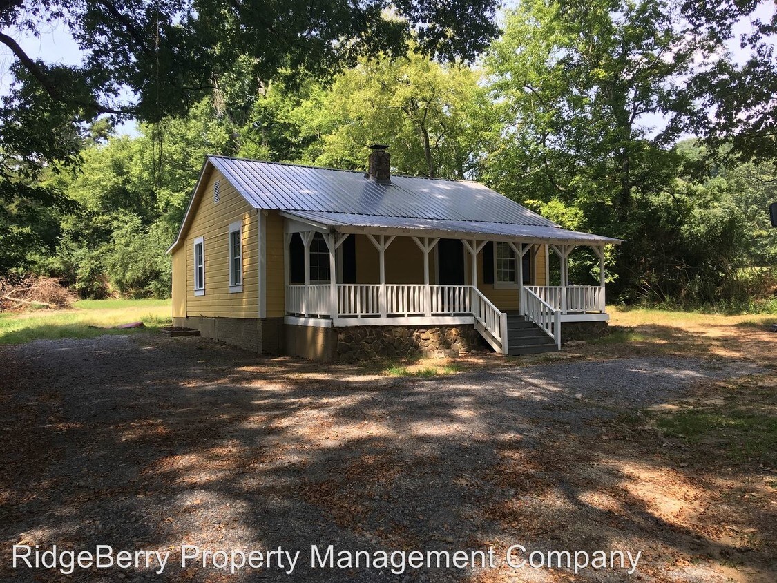 Primary Photo - 2957 Turkey Mountain Rd NE