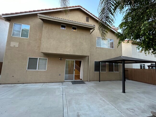 Foto del edificio - 4889 Wheelhouse Dr