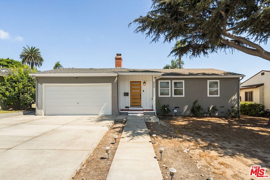 Foto principal - 8906 Earhart Ave