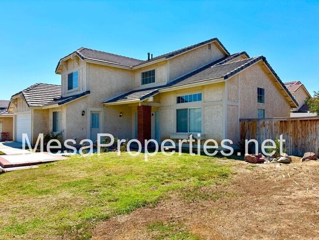 Building Photo - 14581 King Canyon Rd