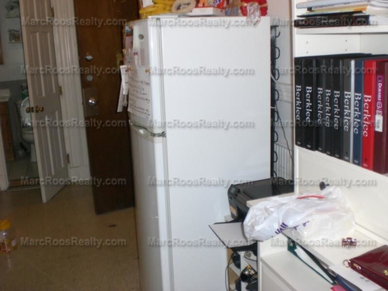 Foto principal - 57 Burbank St
