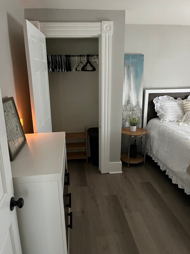 Foto del edificio - 549 Hevey St