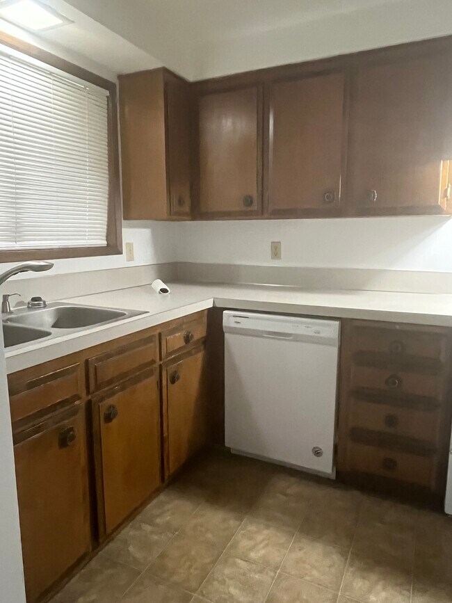 Foto del edificio - 2130 Thurston St SE
