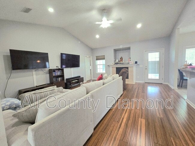Building Photo - 2415 Camryns Crossing