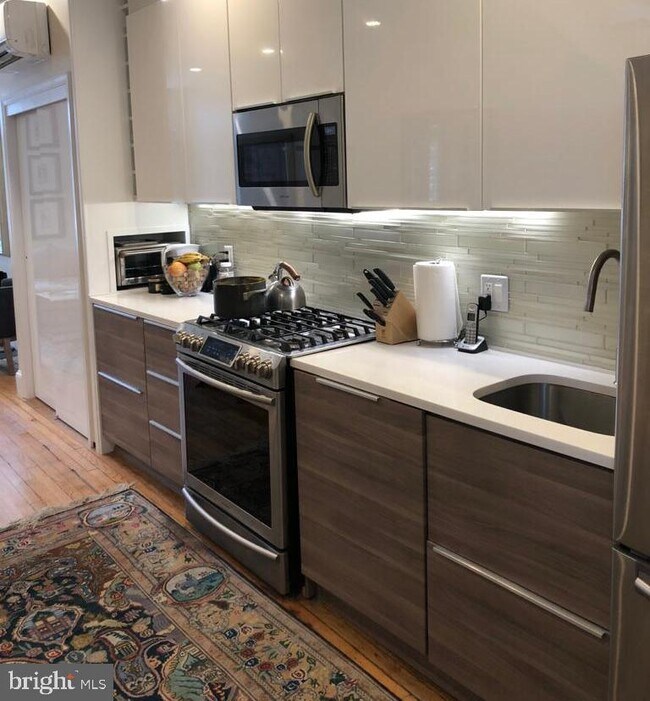 Foto del edificio - 3416 N St NW