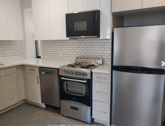 Foto del edificio - 137 Peterborough St