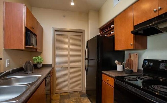 Foto del edificio - 1 bedroom in Houston TX 77082