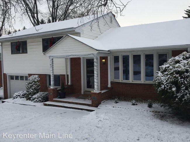 Foto del edificio - 441 Evergreen Rd