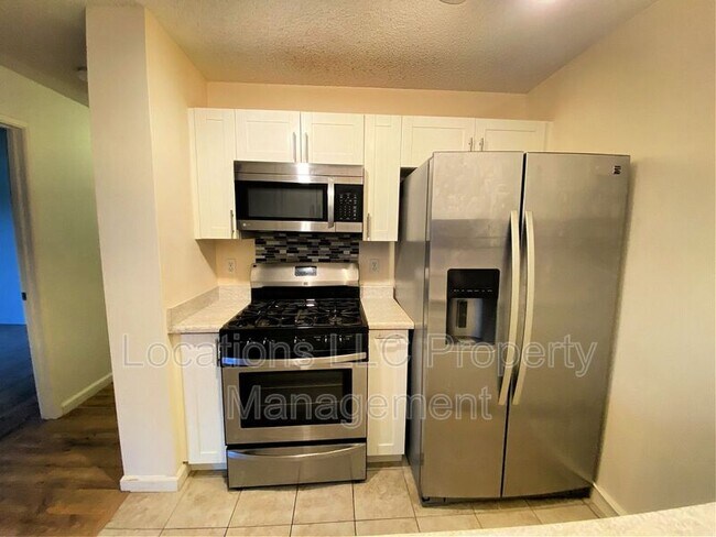 Building Photo - 91-269-269 Hanapouli Cir