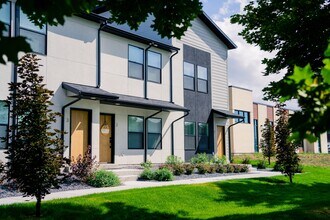 Building Photo - 254 Spring Creek Pky