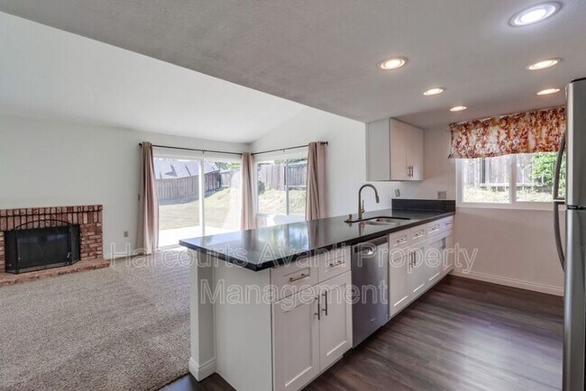 Foto del edificio - 1717 Catalpa Rd