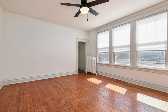 Building Photo - 9 Bergman Ct