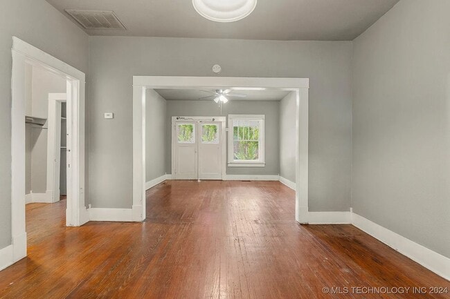 Foto del edificio - 1206 S Rockford Ave