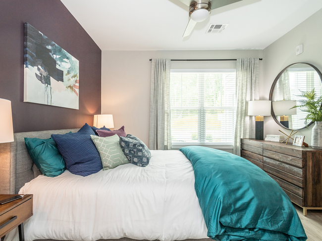 Apartment Bedroom - The Point at Wrentham