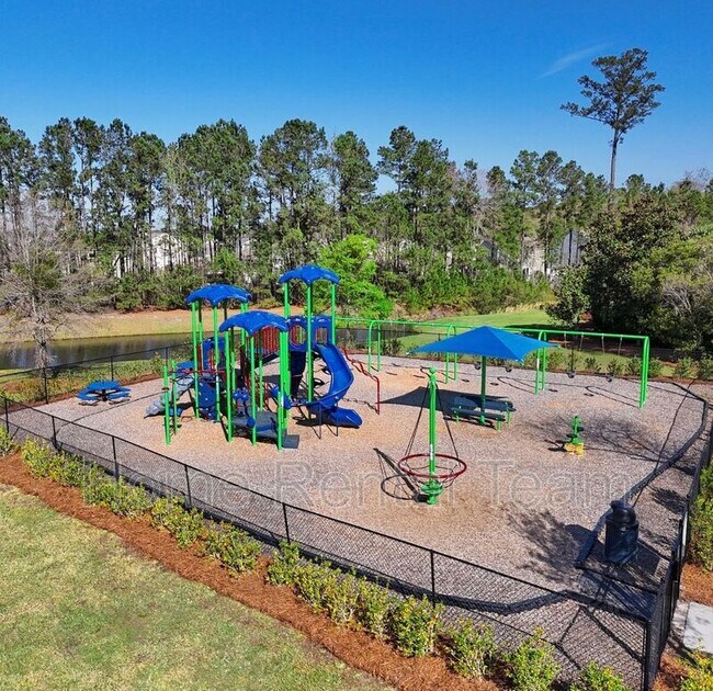 Foto del edificio - 114 Cumberland Way