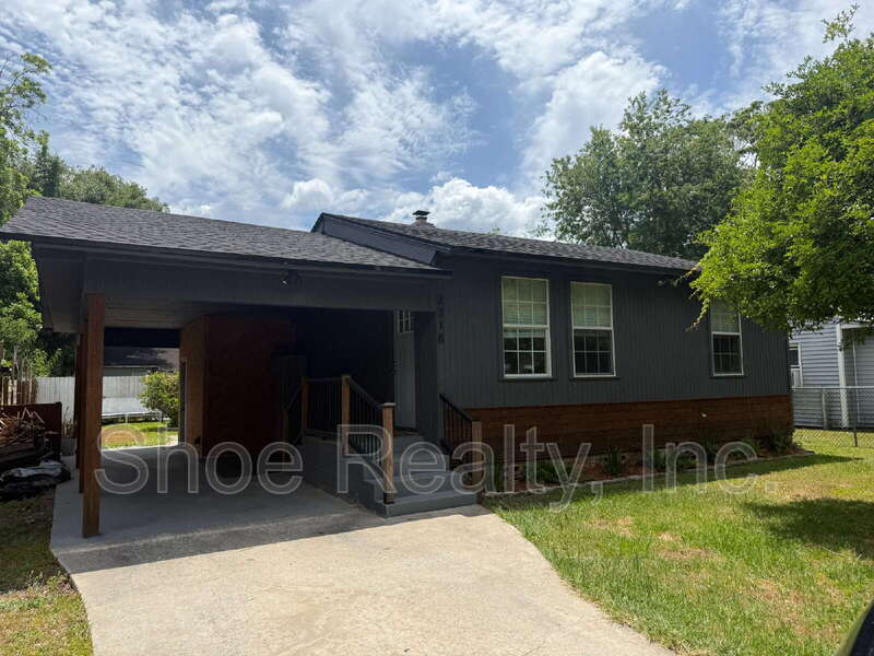 Foto principal - 3318 Dellwood Ave