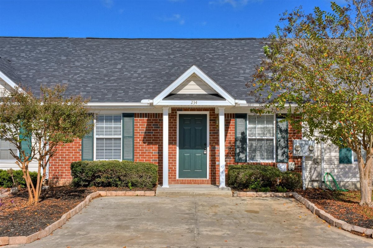234 Sassafras Ln, Grovetown, GA 30813 Townhouse for Rent in Grovetown