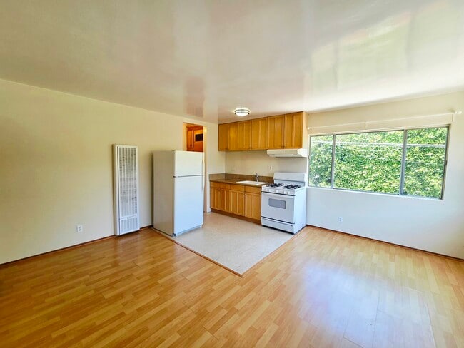 Foto del edificio - 2256 S Carmelina Ave