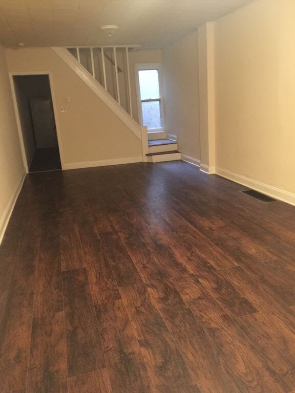 Foto del edificio - Great Home! New Kitchen with Granite Counters! Large Living Room!