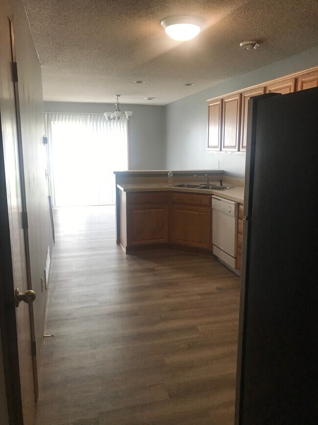 view from kitchen - 17077 Eagleview Way