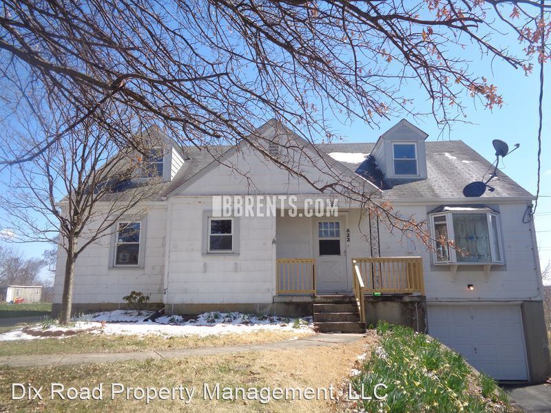 Primary Photo - 4 br, 2.5 bath House - 822 West Seymour Av...