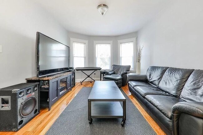 Foto del edificio - 55 Whitten St