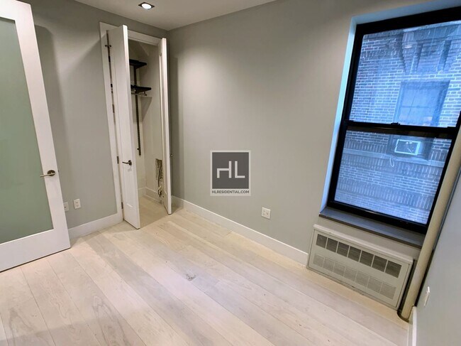 Foto del edificio - 1 BEDROOM | LOWER EAST SIDE | NO BROKER FEE